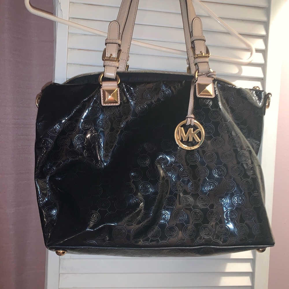 Michael Kors purse
